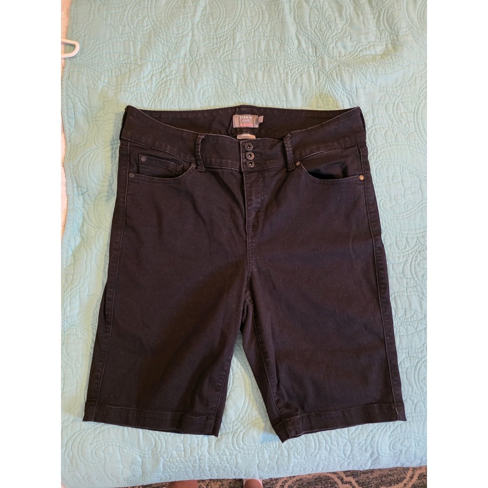 Torrid‎ Women's Size 18 Black Jeggings Stretch Super Soft Shorts